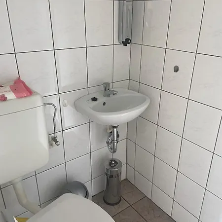 Ferienhaus E21/22, Europa-feriendorf, 2-5 Pers. * Lichtenau (Westphalia)